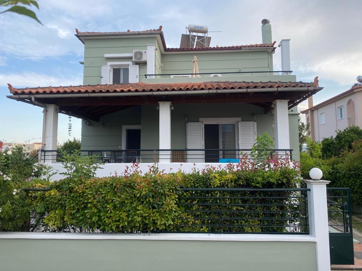 Dimitris Corinthian Villa ヴラハティ エクステリア 写真