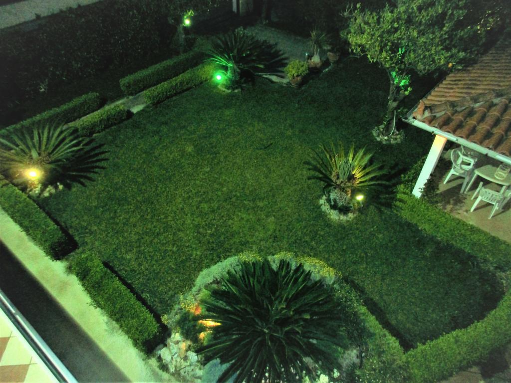 Dimitris Corinthian Villa ヴラハティ エクステリア 写真